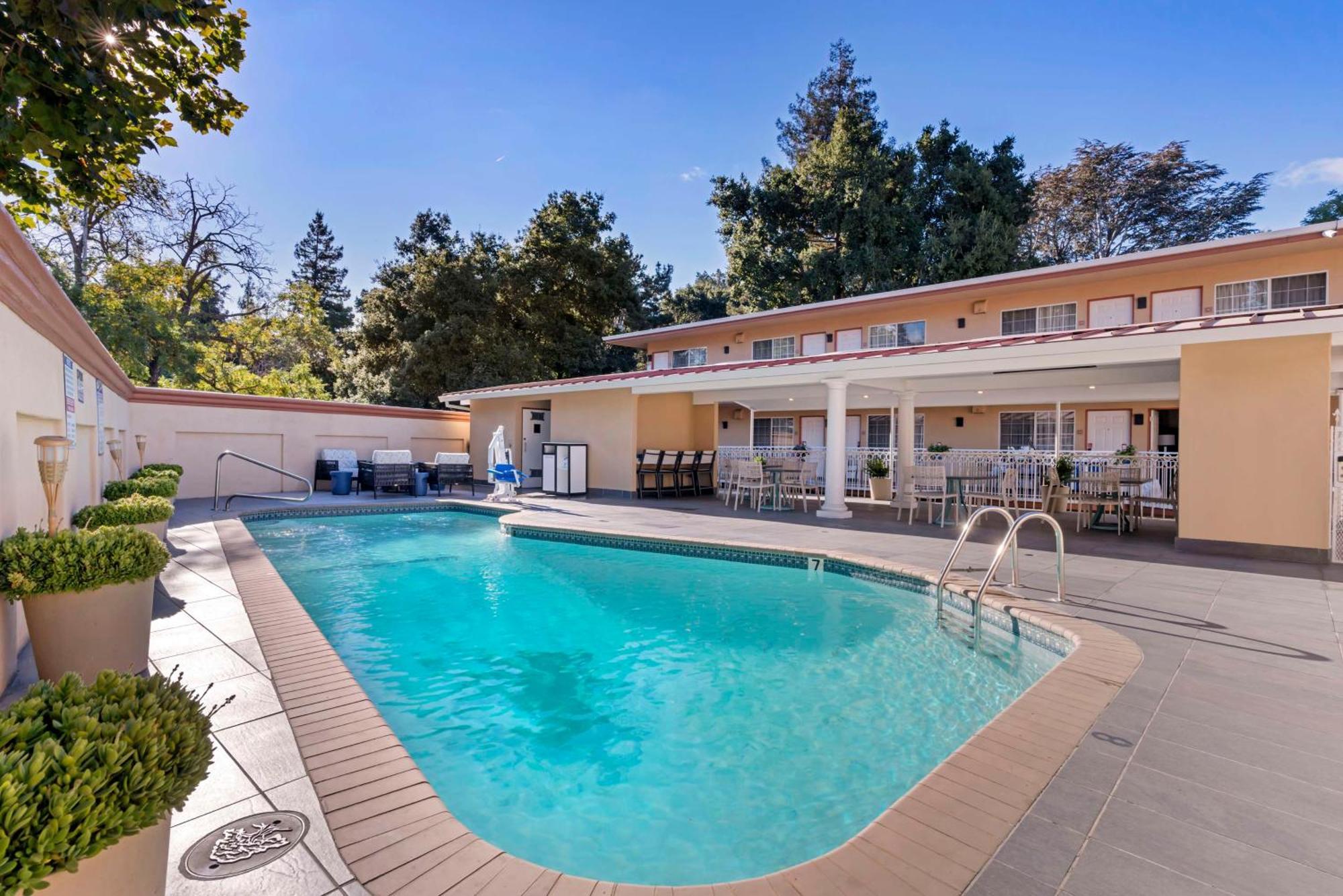 Best Western Plus Riviera Menlo Park Buitenkant foto
